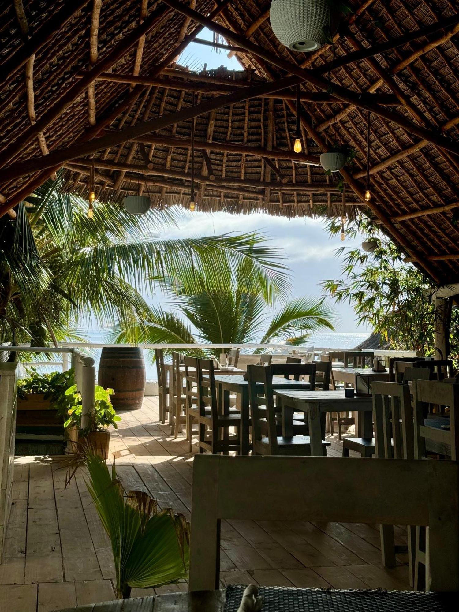 La Base Hotel Kiwengwa (Zanzibar) ภายนอก รูปภาพ