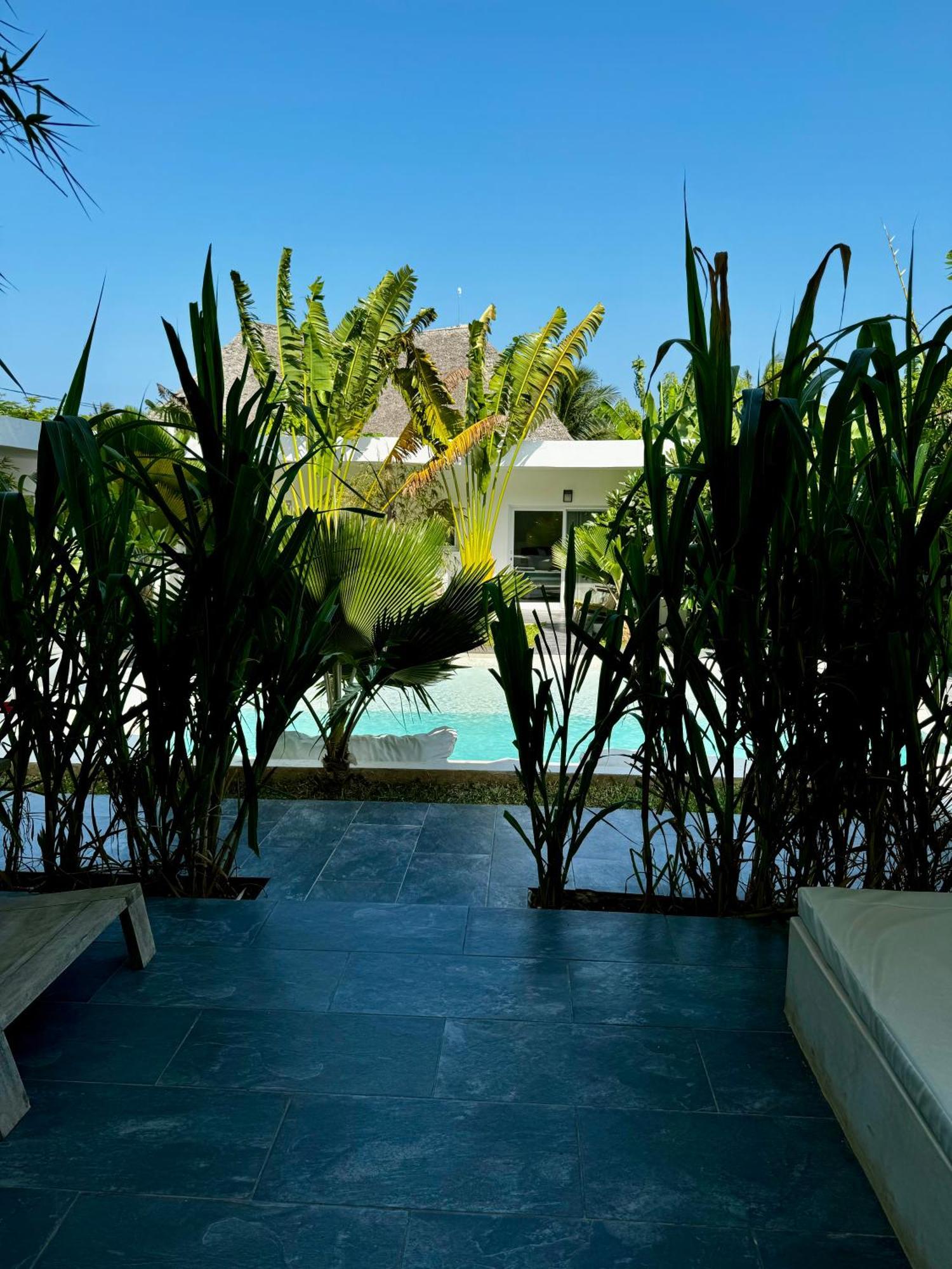 La Base Hotel Kiwengwa (Zanzibar) ภายนอก รูปภาพ